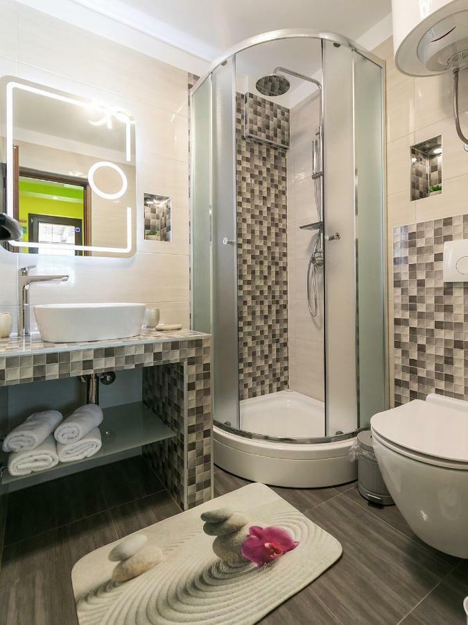 Apartments Nada Върсар Екстериор снимка